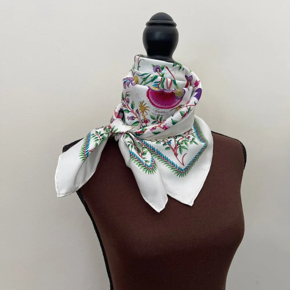 Gucci authentic scarf